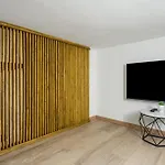 Ca\' Granda M5 & Bicocca Apartment